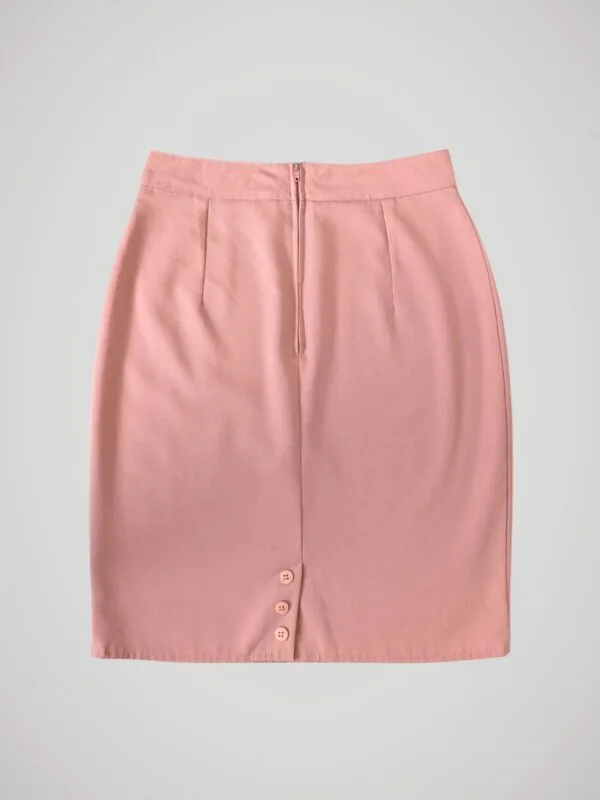 Jupe tailleur vintage rose poudré pour femme, taille XS à S, vue de dos.