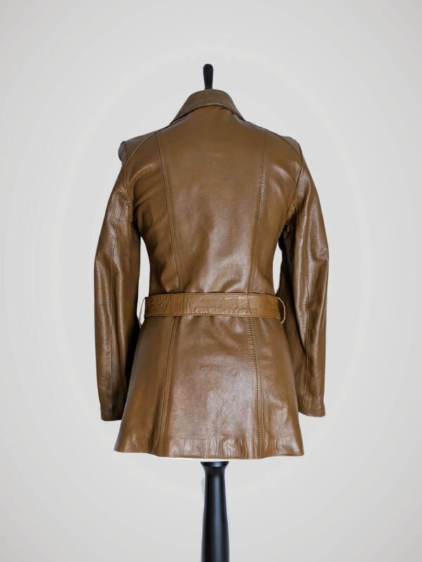 Veste vintage en cuir marron pour femme, taille XS à S, vue de dos.