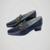 Mocassins bleu nuit vintage pour femme, taille 37, vue de côté.