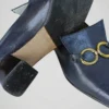 Mocassins bleu nuit vintage pour femme, taille 37, vue de dos.