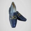 Zoom sur les mocassins bleu nuit vintage pour femme, taille 37.