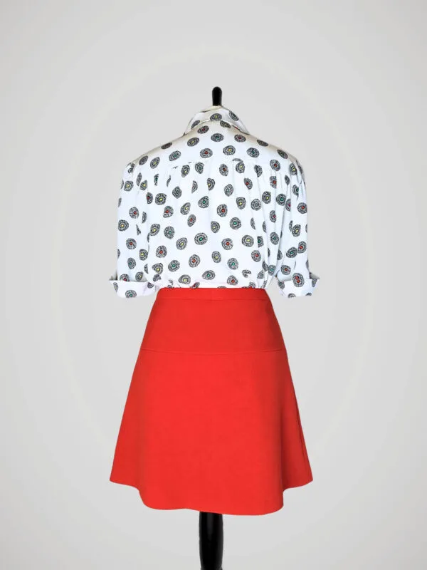 Jupe trapèze rétro style années 60-70, rouge orangé, pour femme, taille M, vue de dos.