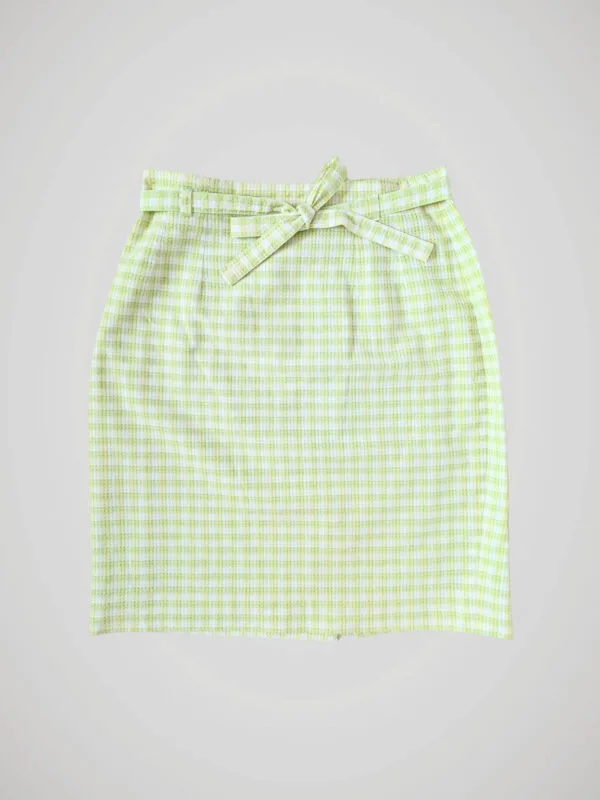 Jupe tailleur vichy vert pomme et blanc, vintage des années 90, pour femme, taille XS à S, vue de face.