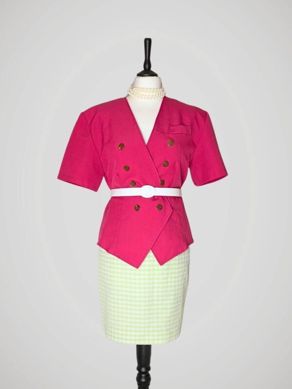 Veste portefeuille rose fuchsia, à manches courtes, vintage des années 80, pour femmes, taille S à M, vue de face.