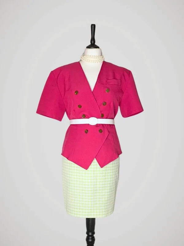 Veste portefeuille rose fuchsia, à manches courtes, vintage des années 80, pour femmes, taille S à M, vue de face.