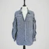Chemise vichy bleu foncé et blanc, manches longues, griffée Maje, pour femme, taille S à M, vue de face.