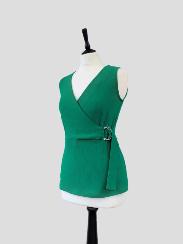 Top vert forêt de la marque Morgan, pour femme, taille M, vue de côté.